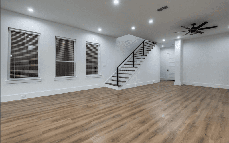 Dallas House: 2343 Hondo Avenue