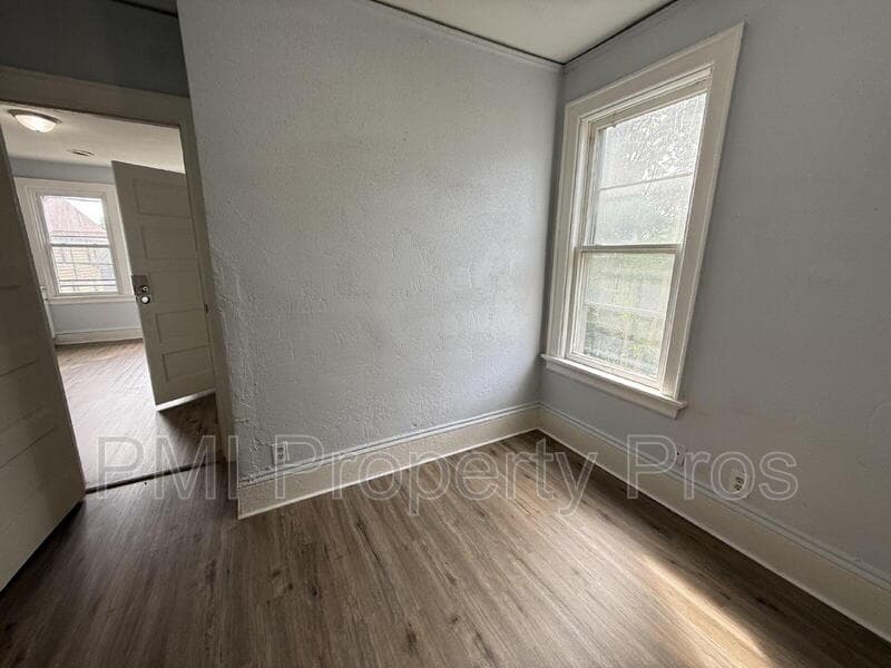 Milwaukee Condo: 1623 N 38th St