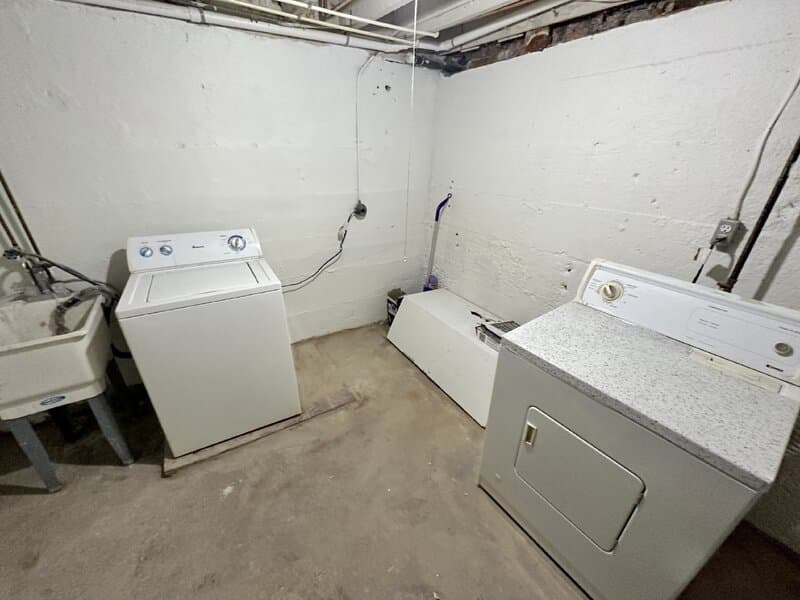 Baltimore Townhome: 605 Harding Place