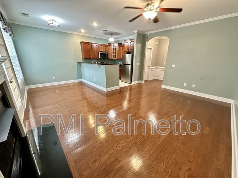 Lexington Townhome: 117 Park Ridge Way