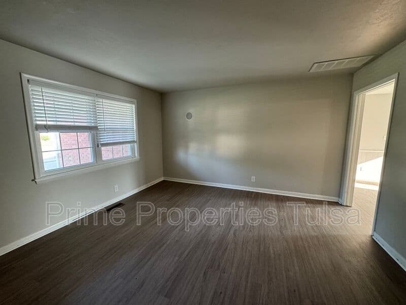 Tulsa House: 1525 S. 122nd E. Ave.