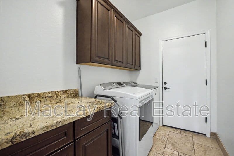 Chandler House: 1783 W. Mead Pl