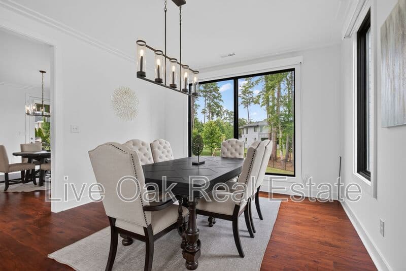 Virginia Beach House: 1316 Lambeth Lane