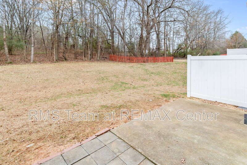 Flowery Branch Townhome: 4932 Vireo Dr