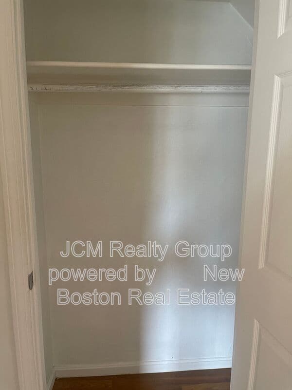 Saugus Condo: 5 Myrtle Street