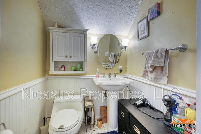 Columbus Condo: 245 Collins Avenue