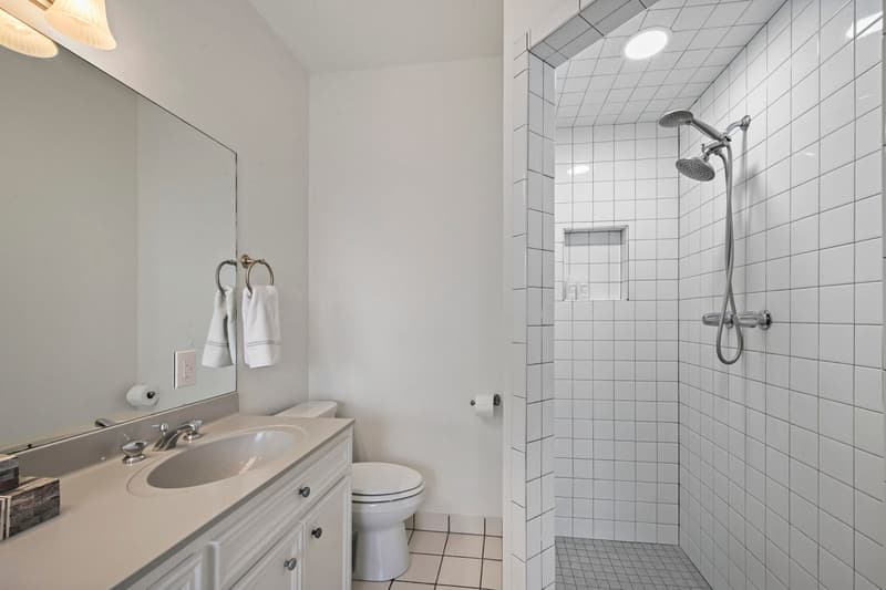 Baton Rouge House: 2151 Hollydale Avenue