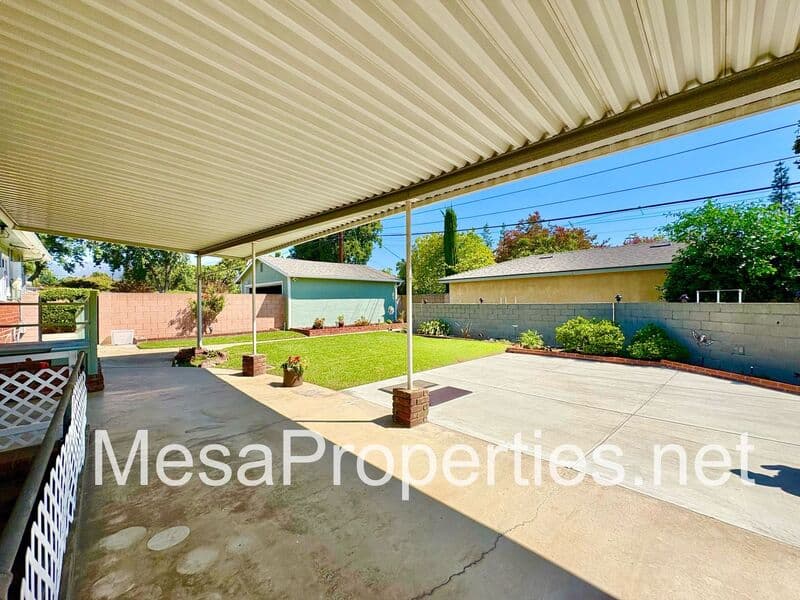 La Verne House: 2704 Park Ave