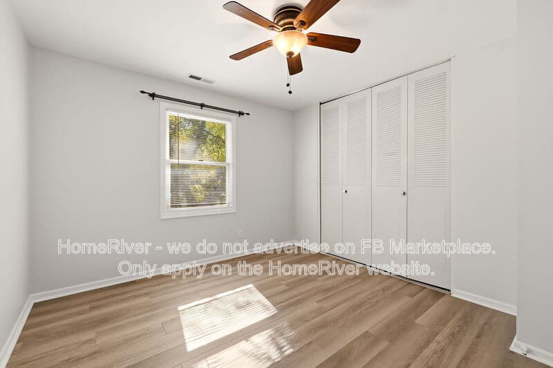 Bloomfield Condo: 42 John St