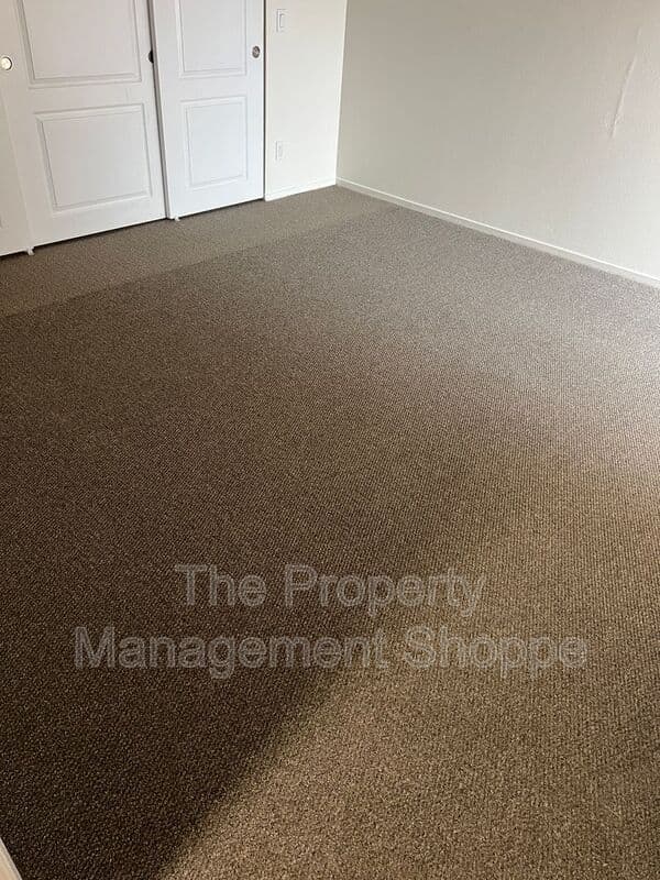 Ventura Condo: 1300 Saratoga Avenue