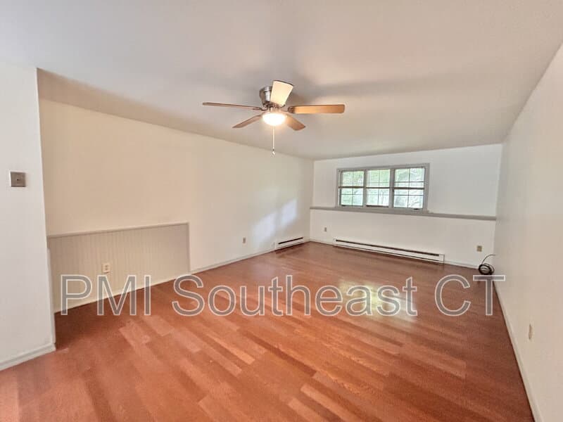 Jewett City Condo: 15 George St