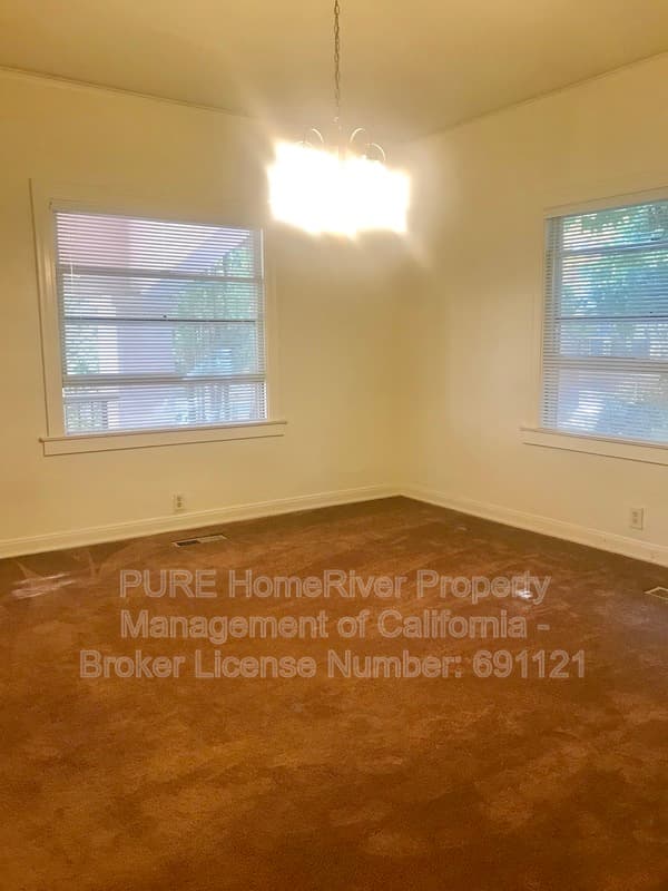 Sacramento House: 314 23rd St