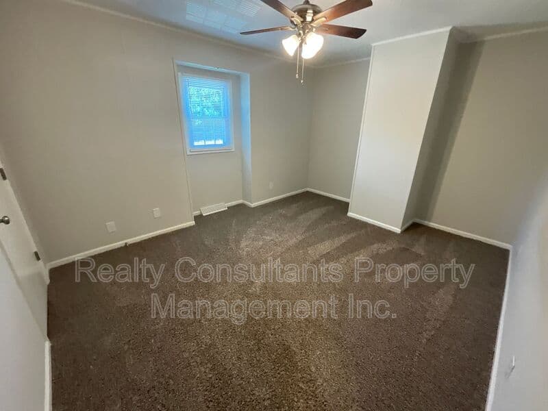 Stoneville House: 1156 Smith Road