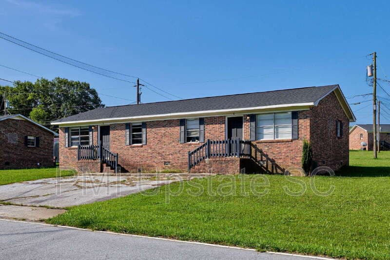 Honea Path Condo: 700 Brook Street
