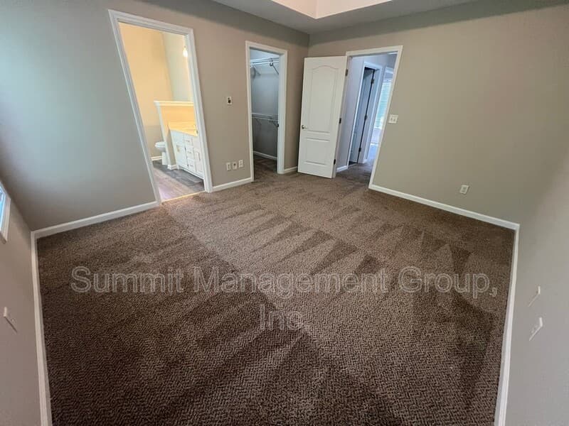 McDonough House: 1157 Chateau Terrace