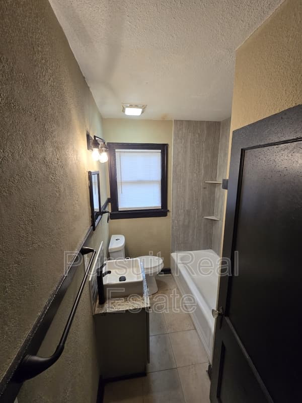 Jacksonville House: 41 Tallulah Avenue