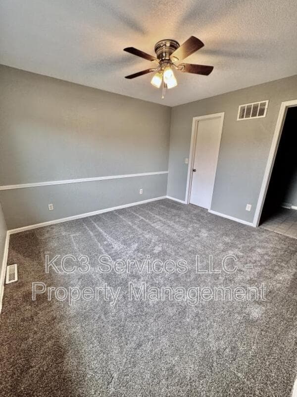 Kansas City House: 4311 NW 80th Terrace