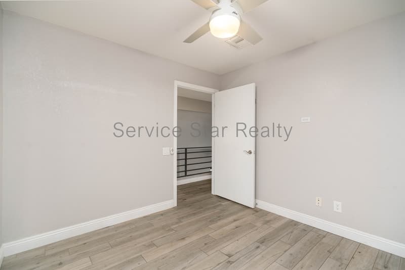 Phoenix House: 3924 E Orchid Ln