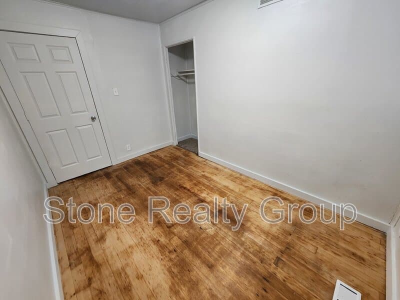Terre Haute House: 624 View Avenue
