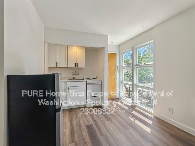 Spokane House: 634 E 23rd Ave