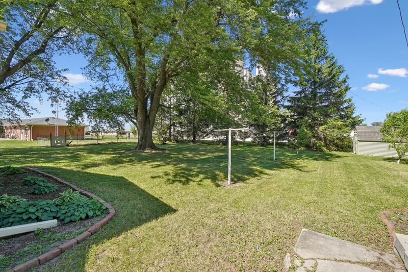 Sully House: 604 8th Avenue