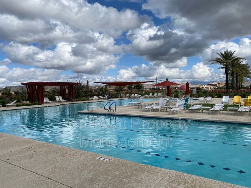 Queen Creek House: 23515 S 231st Way