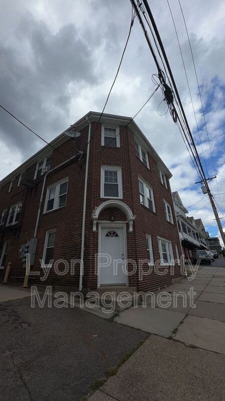 Woonsocket Condo: 313 High Street