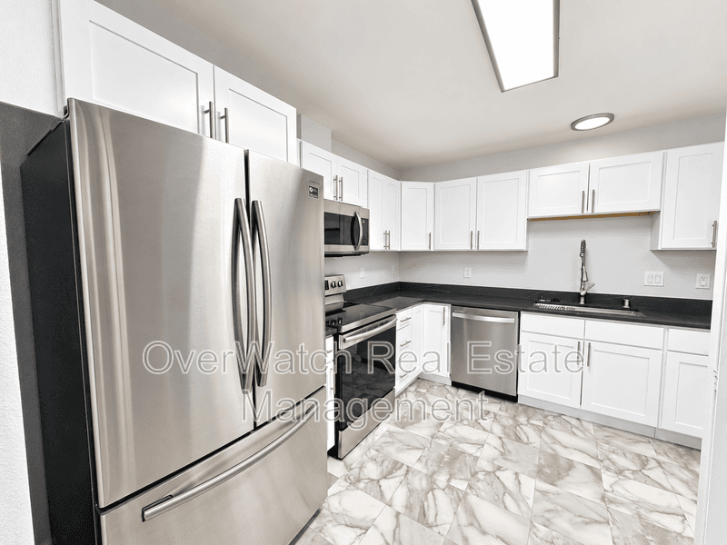 Anchorage Townhome: 4031 Lunar Dr