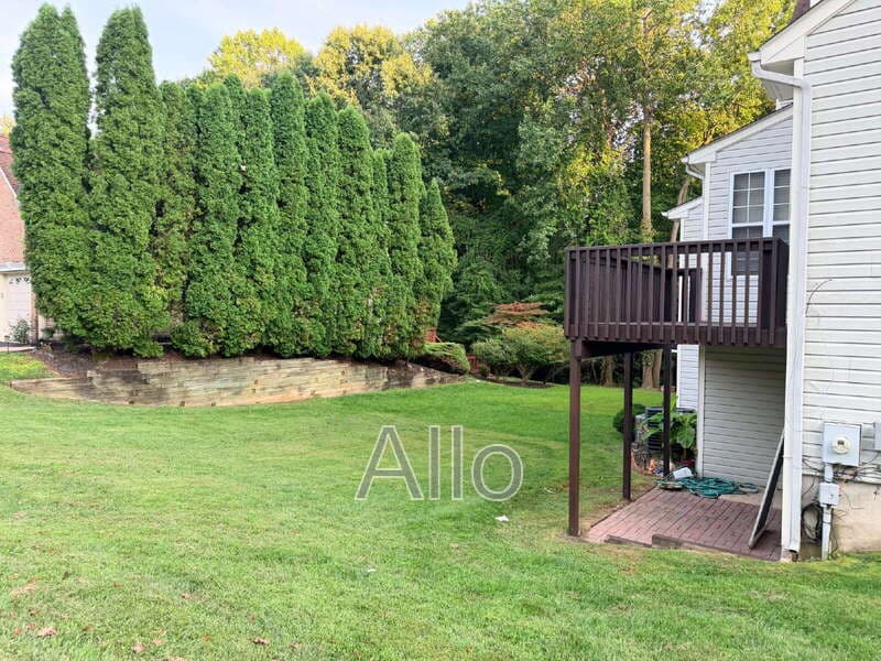 Wilmington Townhome: 469 Woodstock Ln