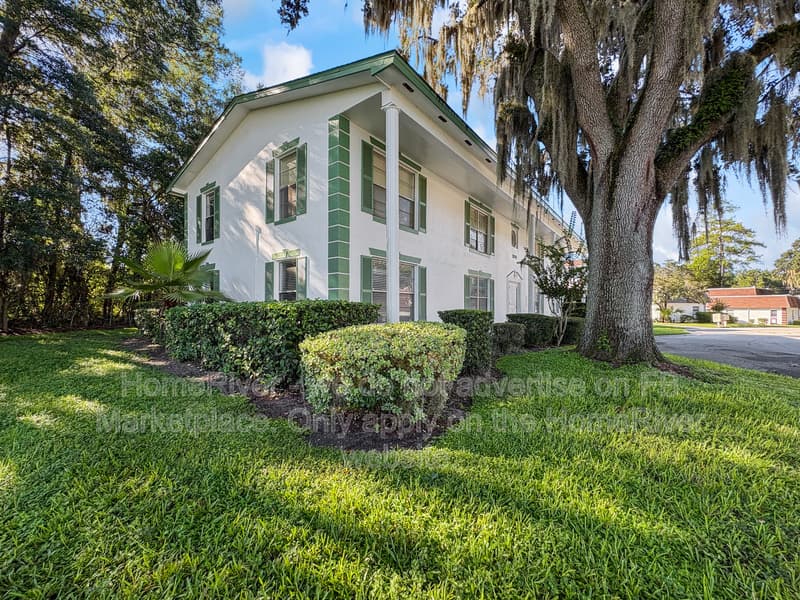 Ocala Condo: 1570 SE 27th St