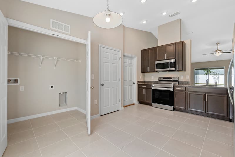 Palm Coast House: 23 Ryding Lane