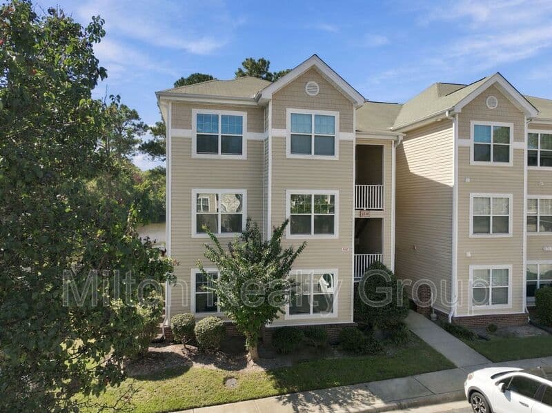 Fayetteville Condo: 3310 Harbour Pointe Place