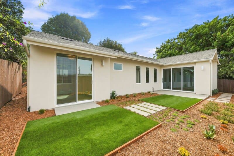 Solana Beach House: 424 North Rios Avenue