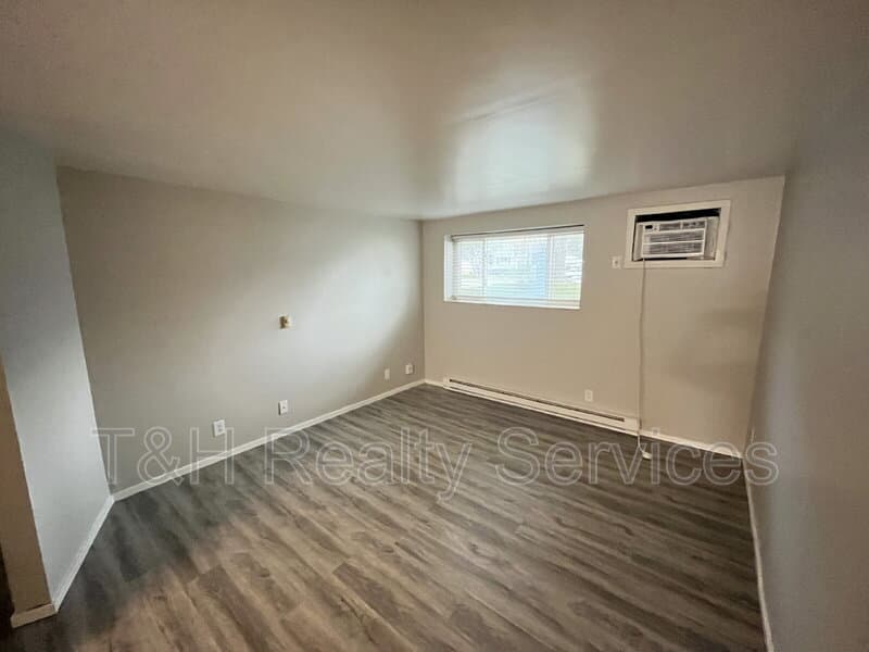 Noblesville Condo: 1152 Evans Avenue