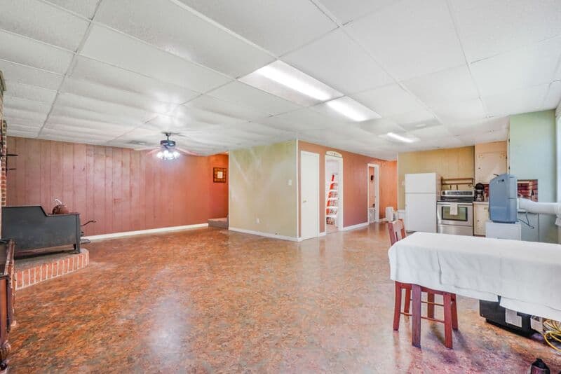 Fredericksburg House: 195 Berea Church Road