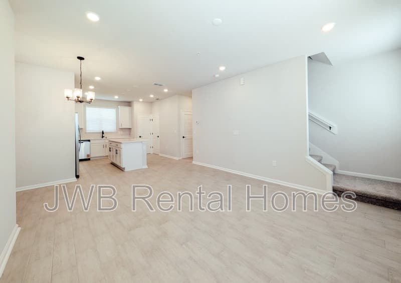 Jacksonville Townhome: 162 Barstow Pl