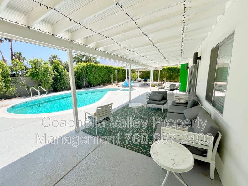 Palm Springs House: 2719 E Ventura Road