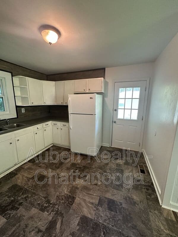 Chattanooga House: 514 Lullwater Road