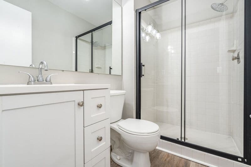 Fredericksburg House: 10701 Houck Dr