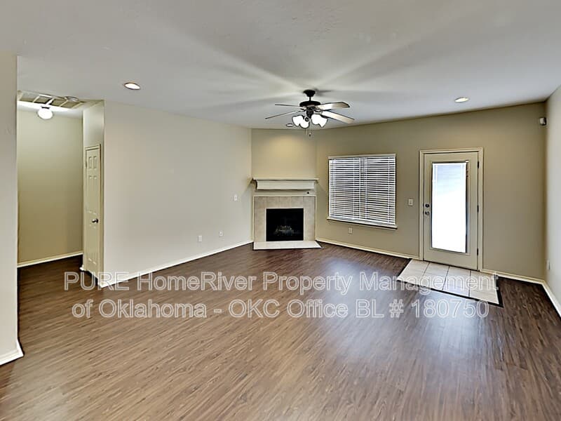 Oklahoma City House: 6912 Old Glory Ln