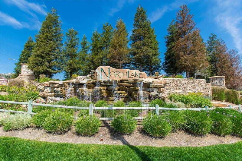 Castaic House: 32029 Cypress Way