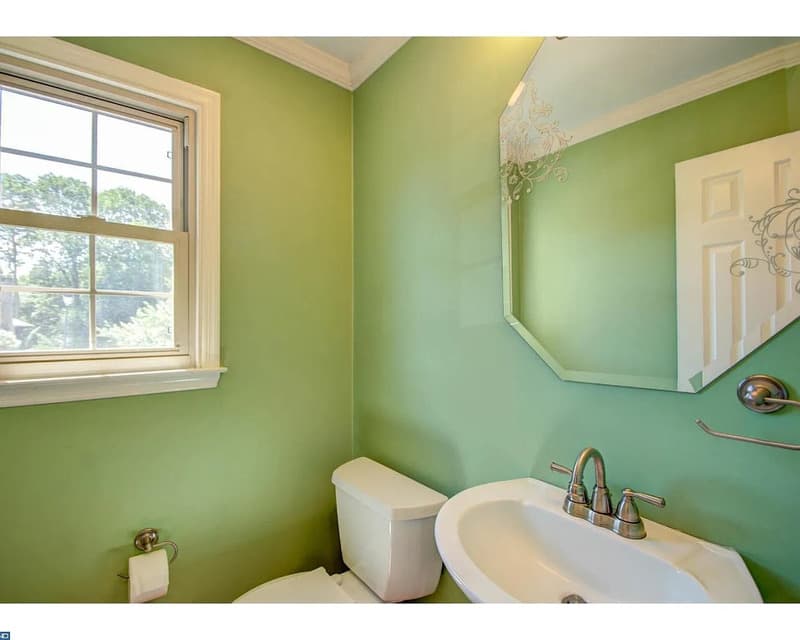 Hockessin House: 25 Winding Hill Drive