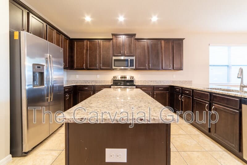 Windermere House: 13762 Summer Harbor Court