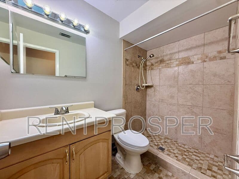 Altamonte Springs House: 914 Little Bend Road