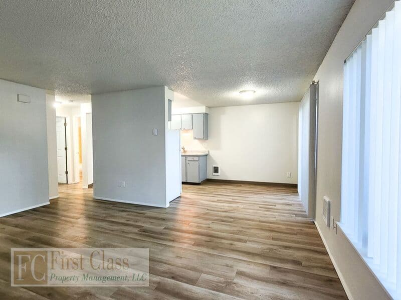 PORTLAND Condo: 1376 NE 186TH AVE