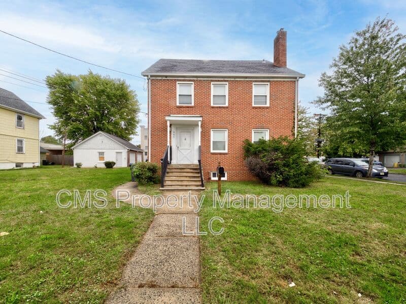 Bound Brook Condo: 407 Longwood Ave