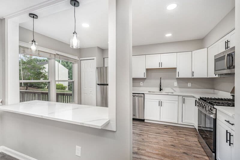 Fredericksburg House: 10701 Houck Dr