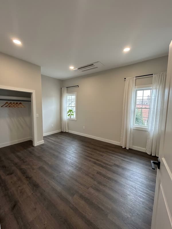Southington House: 101 Center Street