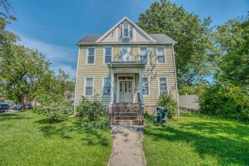 Baltimore Condo: 3100 Hamilton Ave