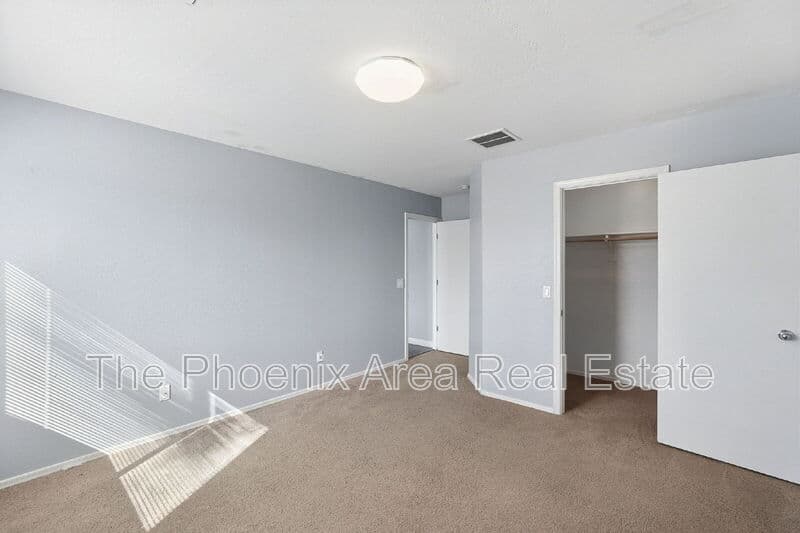 San Tan Valley House: 2669 W Quick Draw Way